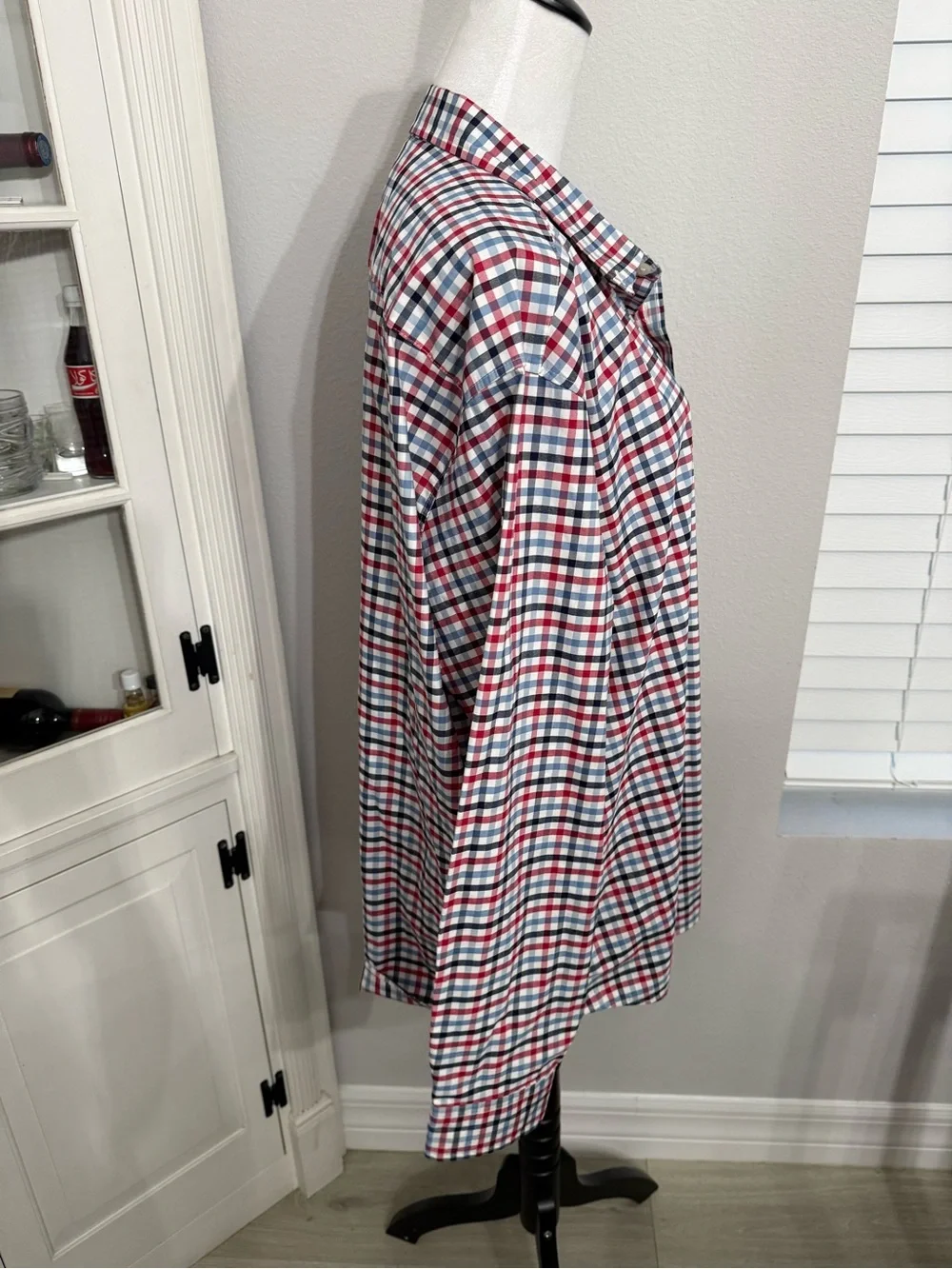 Vineyard Vines - Performance on the go- red, white & blue Plaid Button-Up Shirt